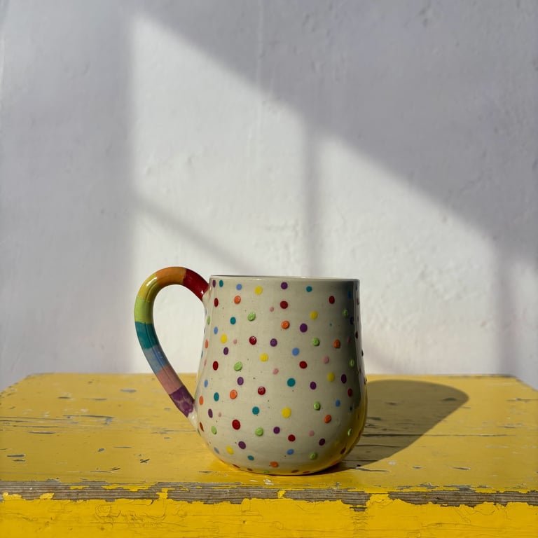 Buttet FruBoysen prikker m. stribet hank