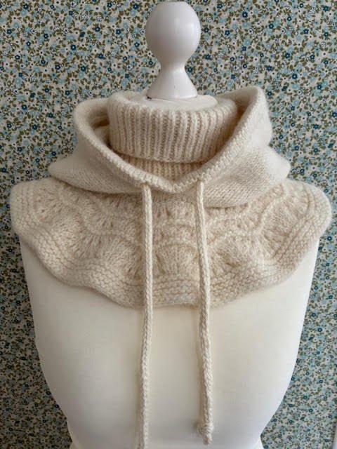 Digital opskrift: Storebælt - Hooded Cowl (halsedisse med hætte)