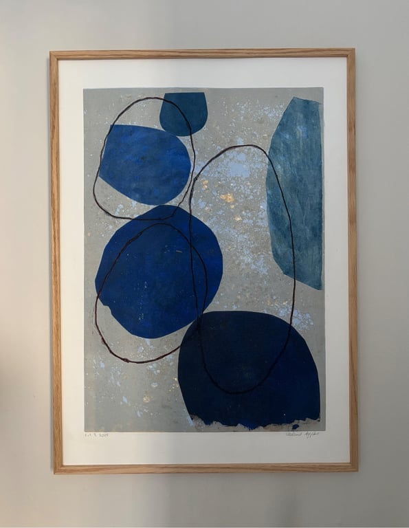 Blå sten ved stranden  billede 3