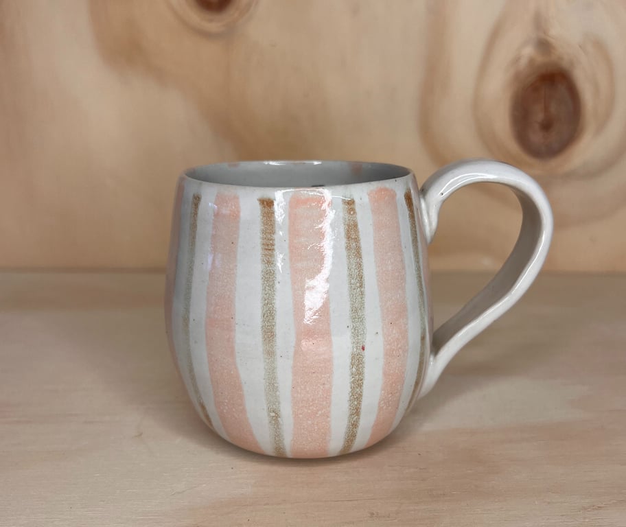 Stribet buttet kop  billede 3