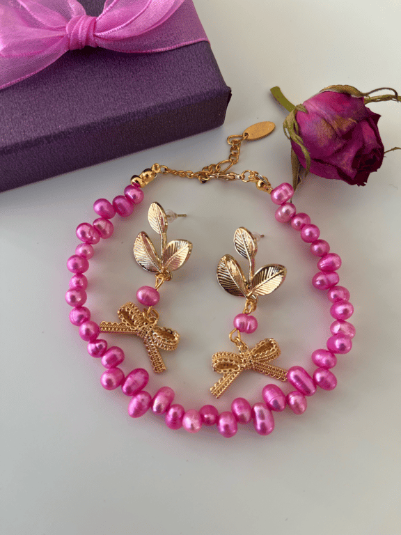 Et sæt lækre øreringe og armbånd 