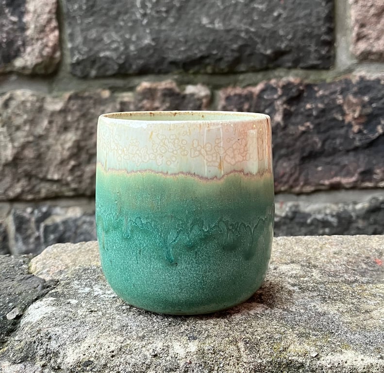 Hånddrejet kop billede 4