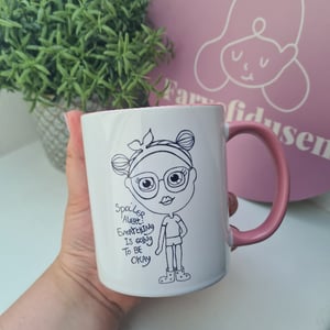 Krus: spoiler alert everything is going to be okay Rosa – produktbillede