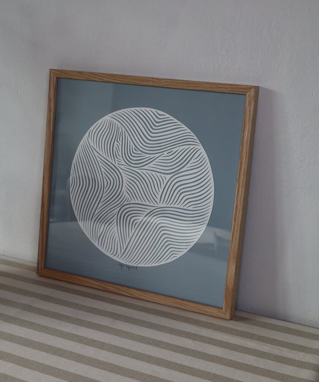 30x30cm papercut, dueblå. indrammet  (2)