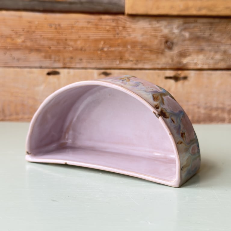 Bare en halv skål slik billede 3