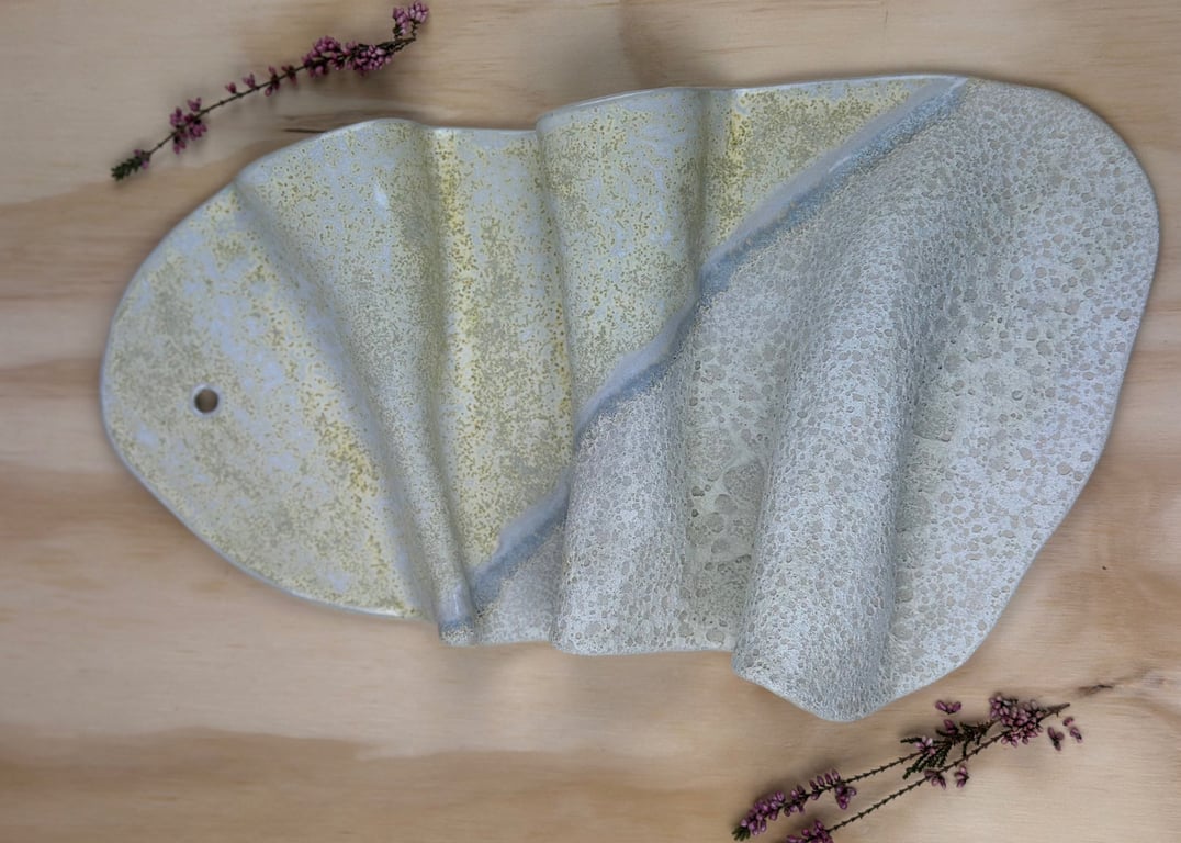 Hvid/gul med tekstur vægrelief - 35,5 x 20 cm billede 2