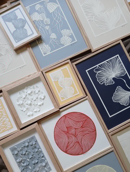 A3 papercut, Marineblå, indrammet 