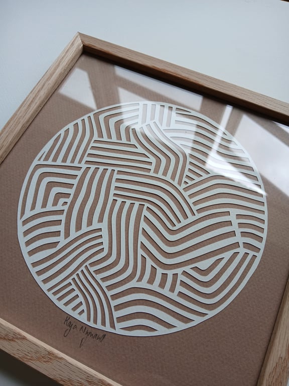 20x20cm papercut, nougat, indrammet (3)