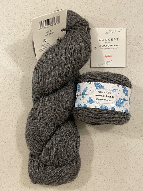 Kit: Babyjumper i alpakka garn - str. 3 og 6 mdr. vælg mellem 15 farver (11)