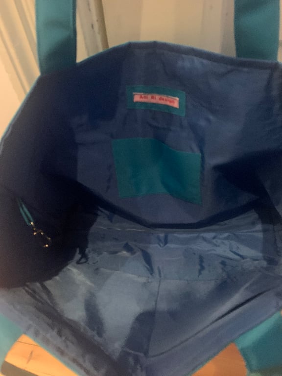 Taske i tyrkis bævernylon billede 2