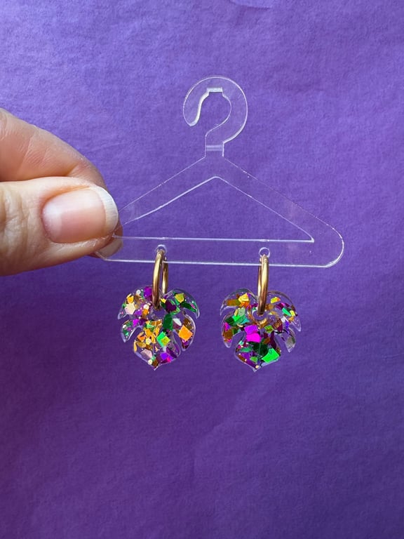 Mini monstera i “Harleyquin”