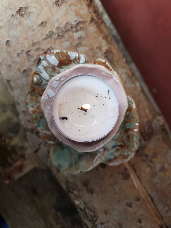 Lille håndformet skulpturel holder  billede 4