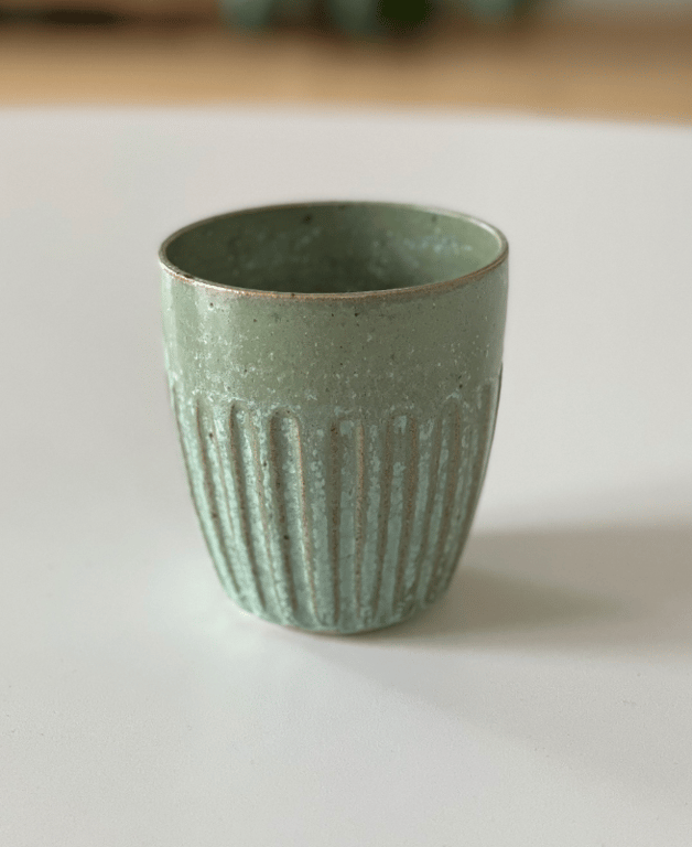 Krus m. riller, lavaler, kobbergrøn