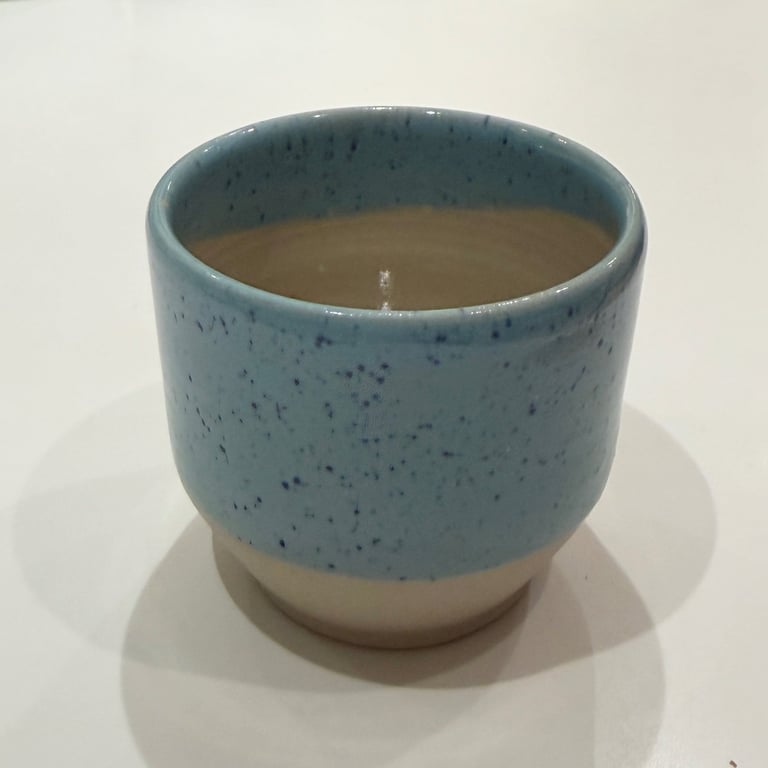 Espresso kop, lyseblå med nister