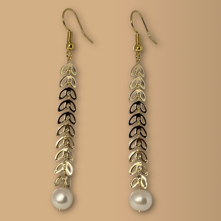 Lange øreringe med perle