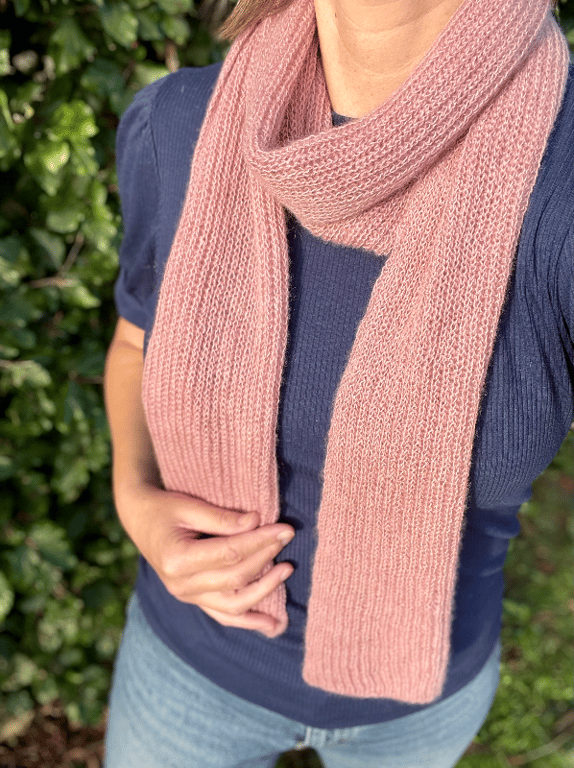 Gabi Scarf strikkeopskrift