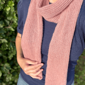 Gabi Scarf strikkeopskrift – produktbillede