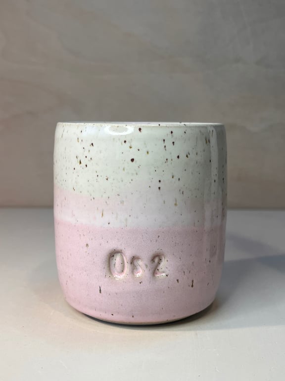 Os 2. 380 ml. H: 9 cm