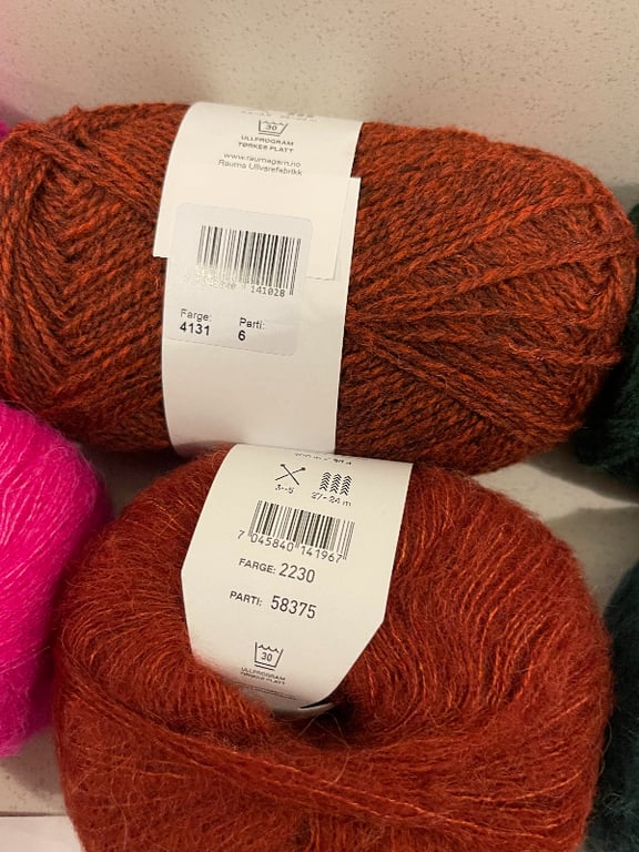 Kit: "Friday slipover" med V hals eller O-hals  (21)