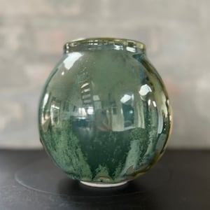 Buttet vase - grønne nuancer – produktbillede