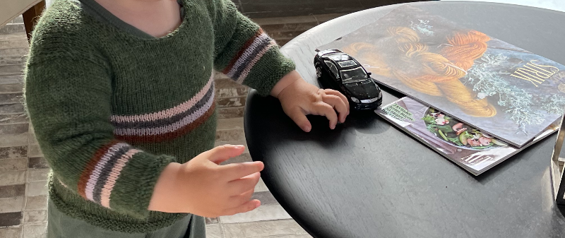 Kit: Babyjumper i alpakka garn - str. 3 og 6 mdr. vælg mellem 15 farver (4)