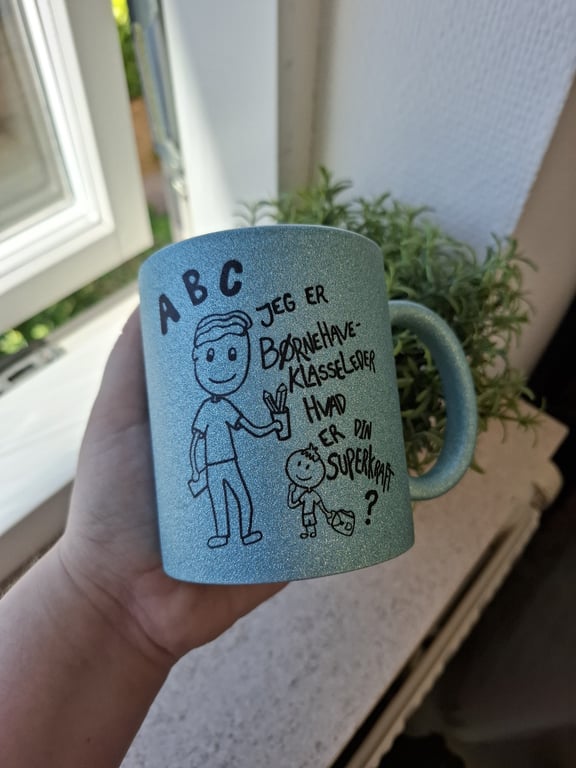 Krus: Jeg er børnehaveklasseleder, hvad er din superkraft Lys Blå Glimmer