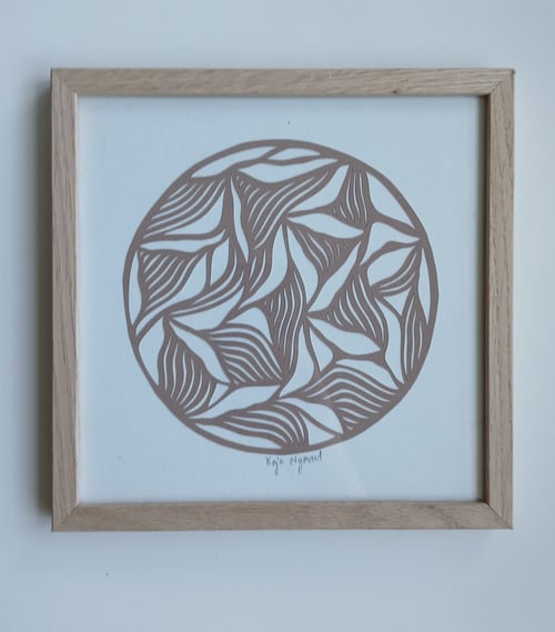 20x20cm papercut, nougat, indrammet (2)