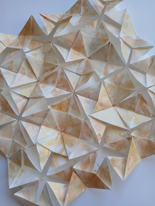 30x30cm unika akvarel, foldet papirværk. indrammet