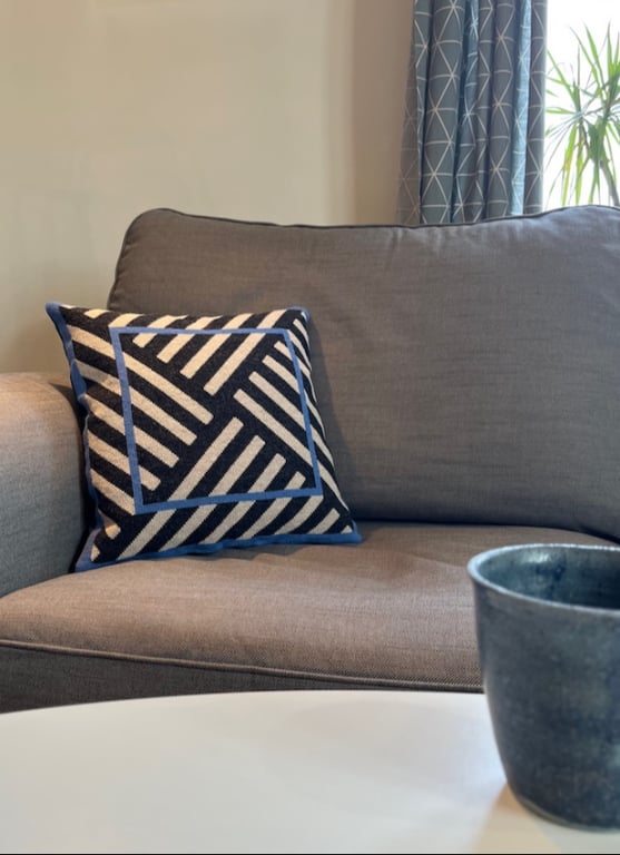 Cirkus Striber koksgrå 2032-2 Str. 39 x 39 cm. (4)