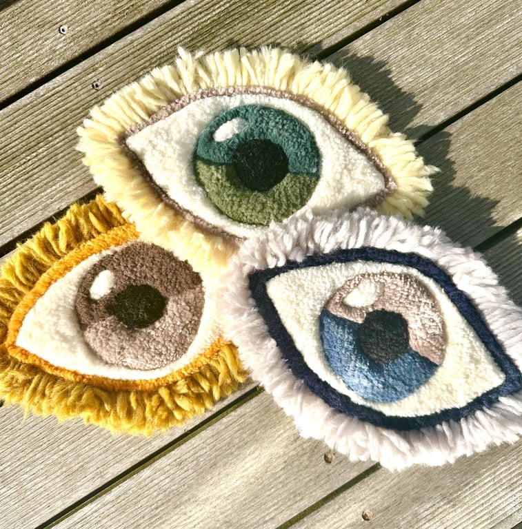 Tuftet øje i uld som vægophæng billede 4
