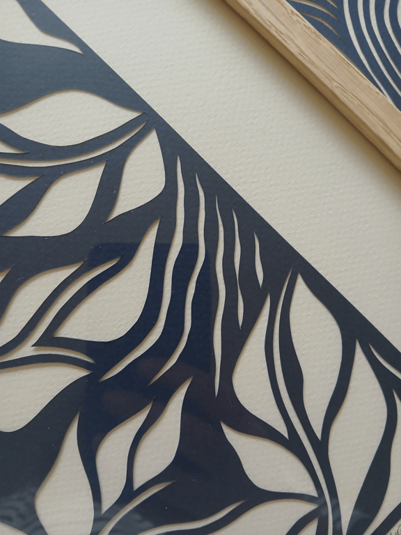 A3 papercut, ultra marineblå, Indrammet billede 2