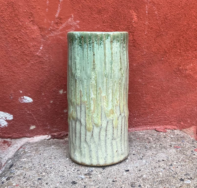 Vase, rillet