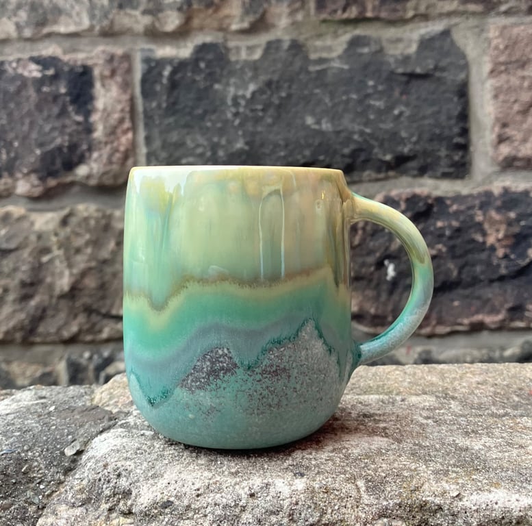 Hånddrejet kop/krus med hank billede 3