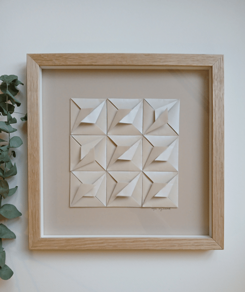 30x30cm foldet værk, beige, indrammet (6)