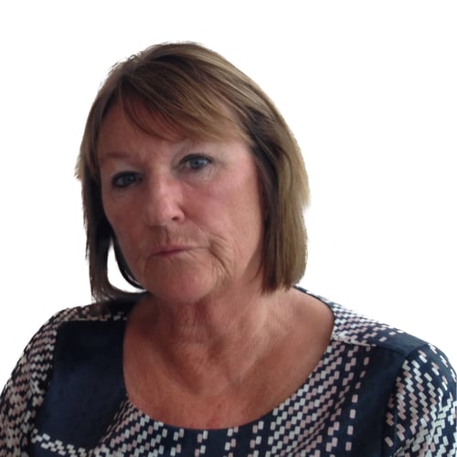 Portræt af B keramik Galleri Koefoed