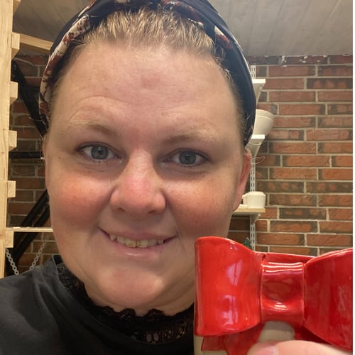 Portræt af Almakeramik