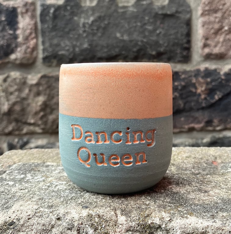 “Dancing queen” cup 