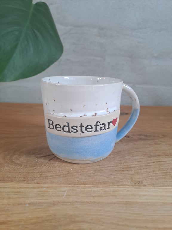 Bedstefar koppen kan indeholde 300 ml.