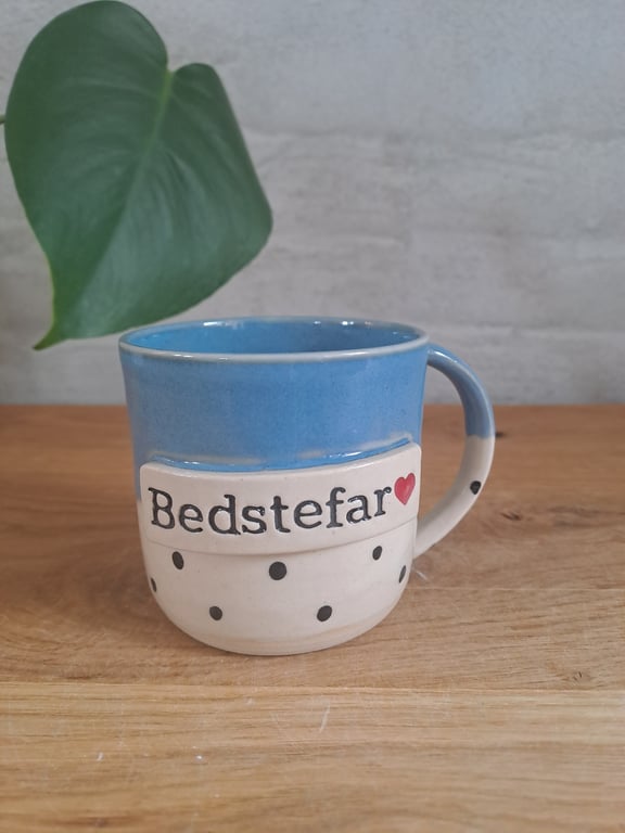 Bedstefar koppen kan indeholde 300 ml.