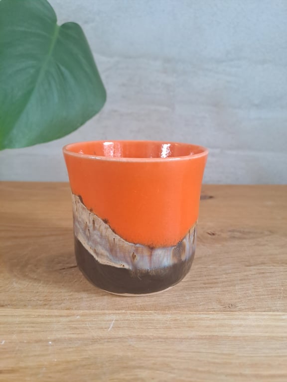 Koppen kan indeholde 275 ml.