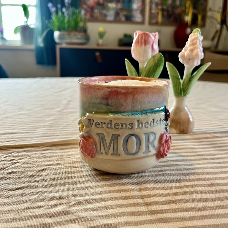 Årets Mors Dag Kop 2026 – håndlavet keramik billede 3