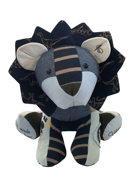 Bamse " Løve " syet af gammelt tøj, eller nyt stof