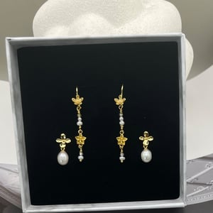 Gylden blomsterdrøm – produktbillede