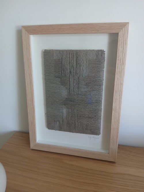 A4, relief papirværk, taupe, Indrammet 