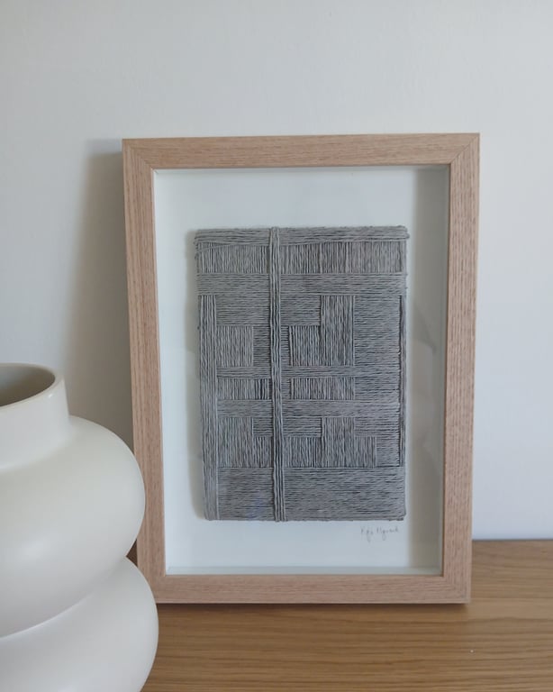 a4, relief papirværk, grå, indrammet 