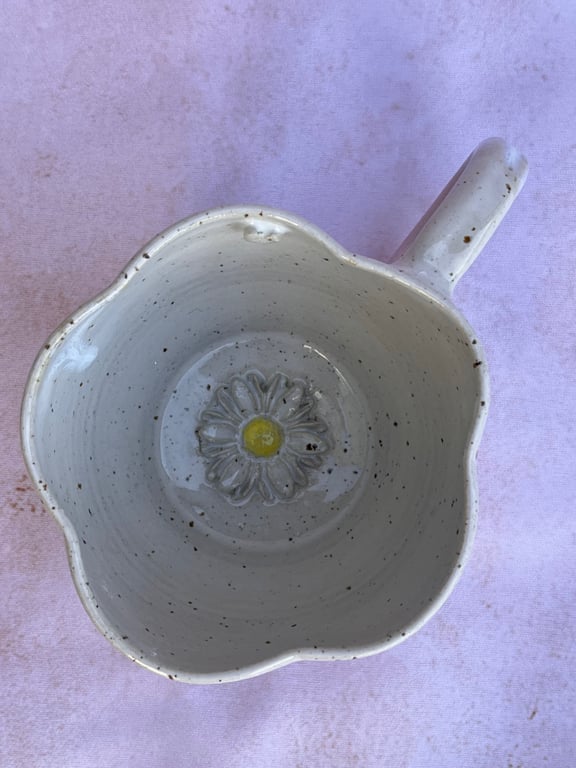 Blomsterformet kop. 340 ml. H: 7 cm billede 3