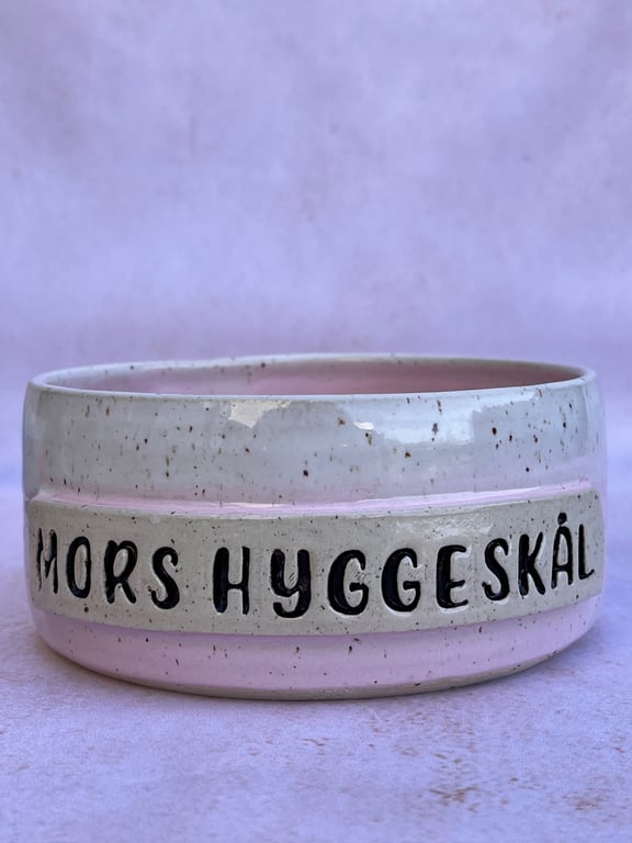 Mors Hyggeskål. D: 14. H6,5 cm