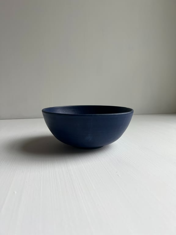 Skål i coboltblå