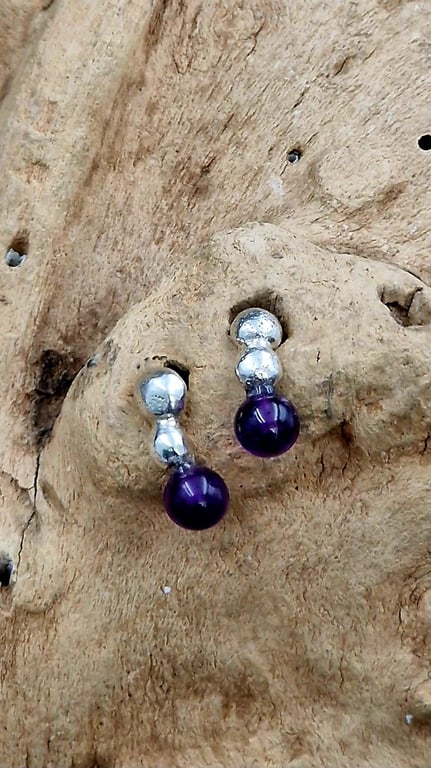 Unika kugle sølv ørestikker m/ Ametyst.