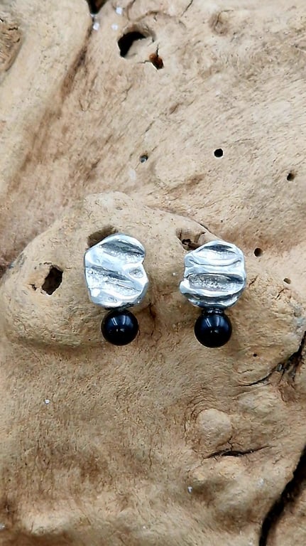 Chunky unika sølv ørestikker m/Onyx